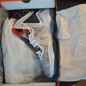 Nike sent wrong size to me then didn't have my size anymore.